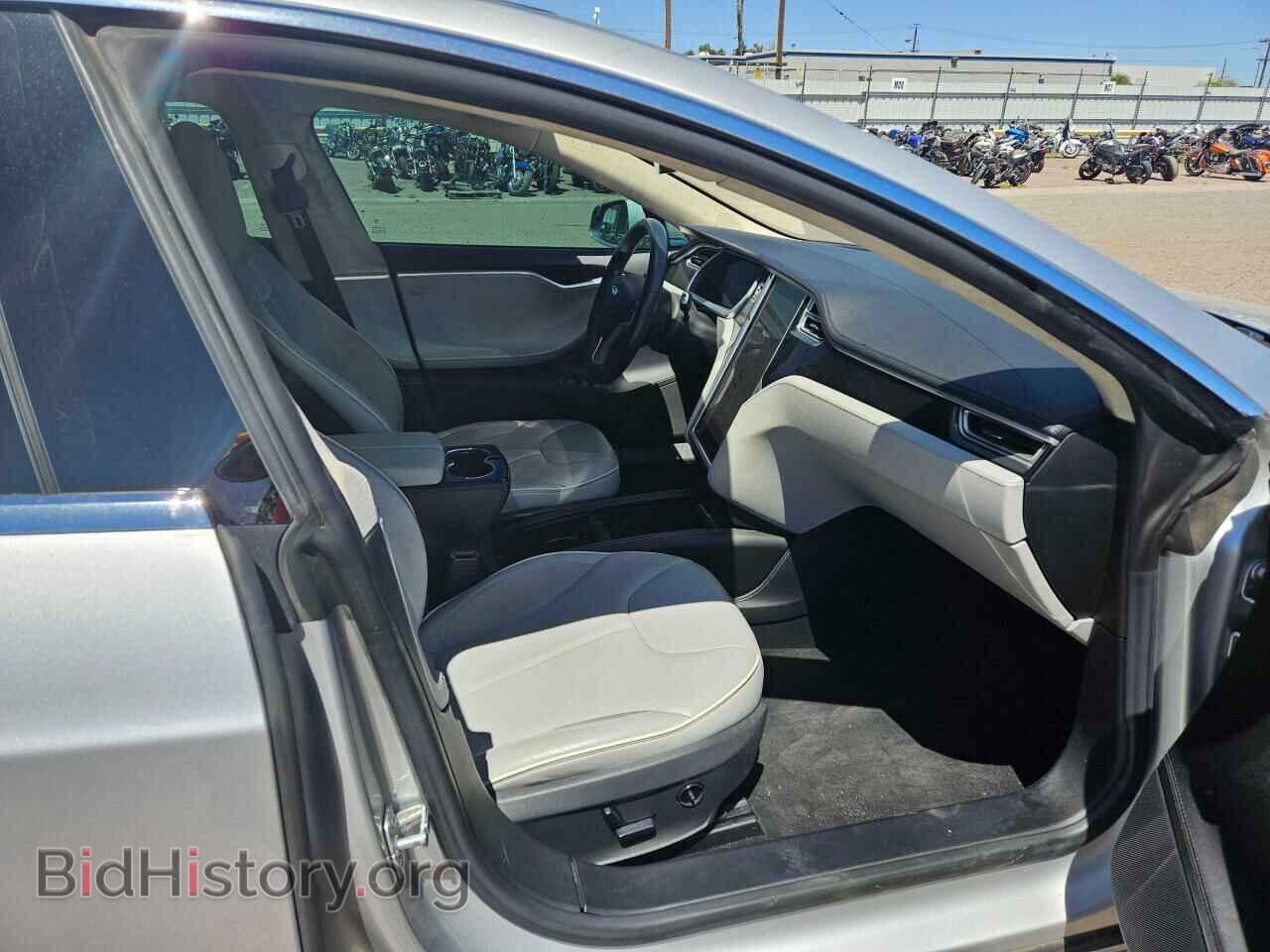 2013 TESLA MODEL S - VIN: 5YJSA1CP3DFP20002 - Фото 5
