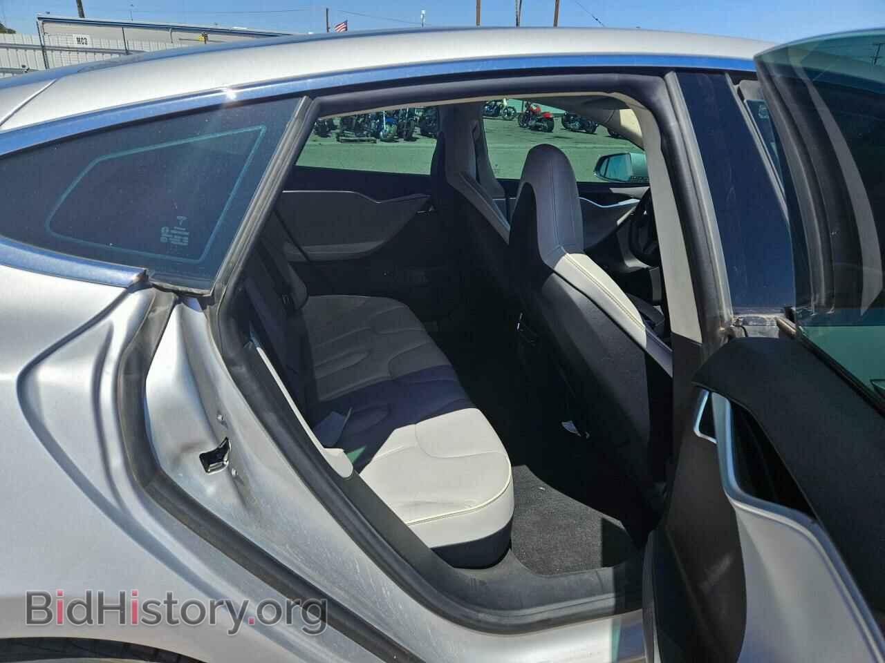 2013 TESLA MODEL S - VIN: 5YJSA1CP3DFP20002 - Фото 6