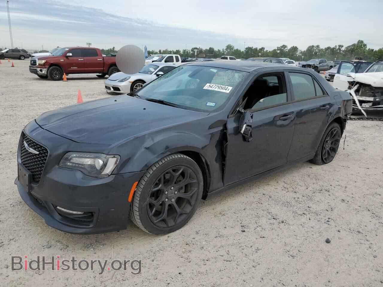 Фотография 2C3CCABT5KH556163 - CHRYSLER 300 2019