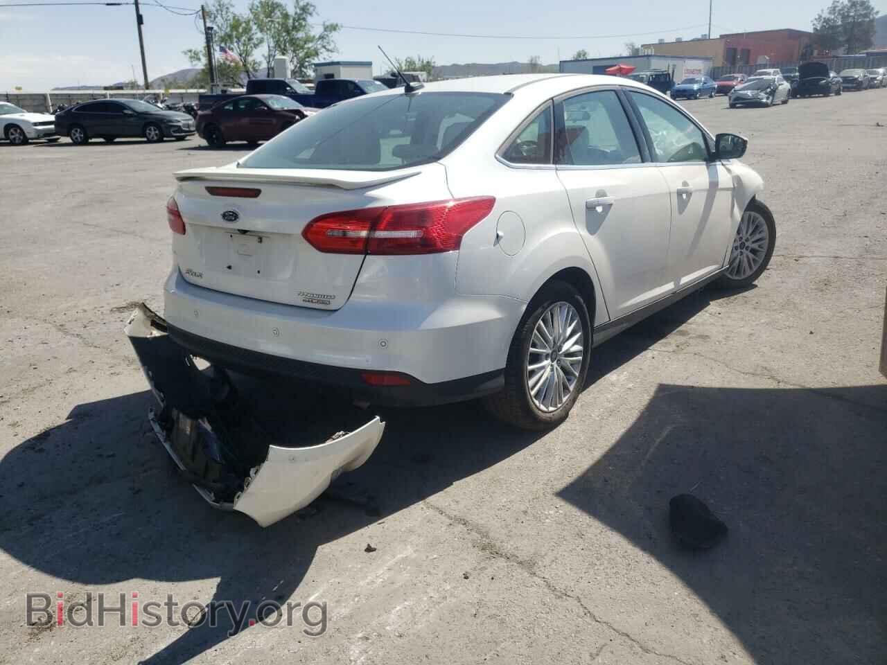 2016 FORD FOCUS - VIN: 1FADP3J2XGL229878 - Photo 4