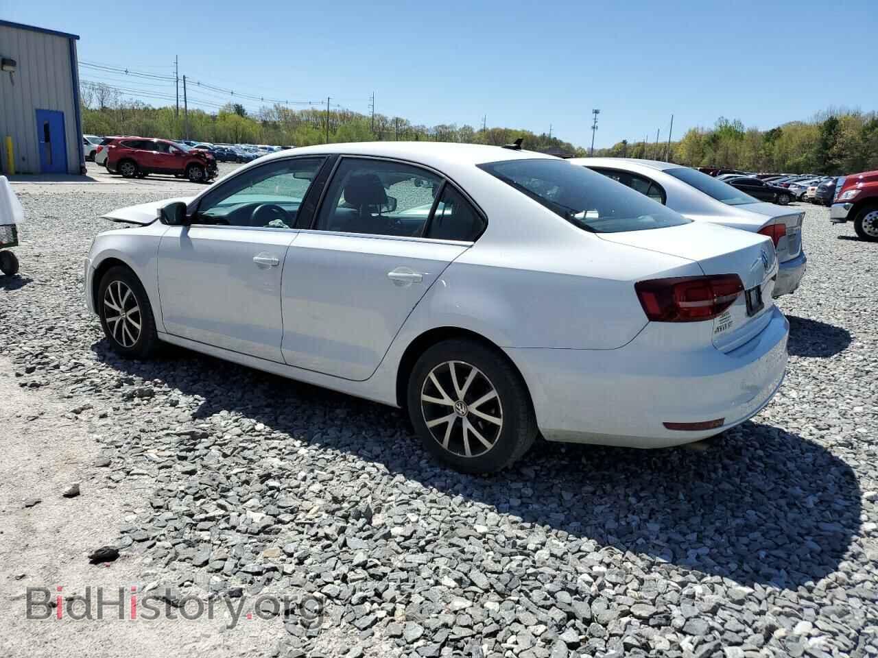2017 VOLKSWAGEN JETTA - VIN: 3VWDB7AJ9HM370428 - Фото 2