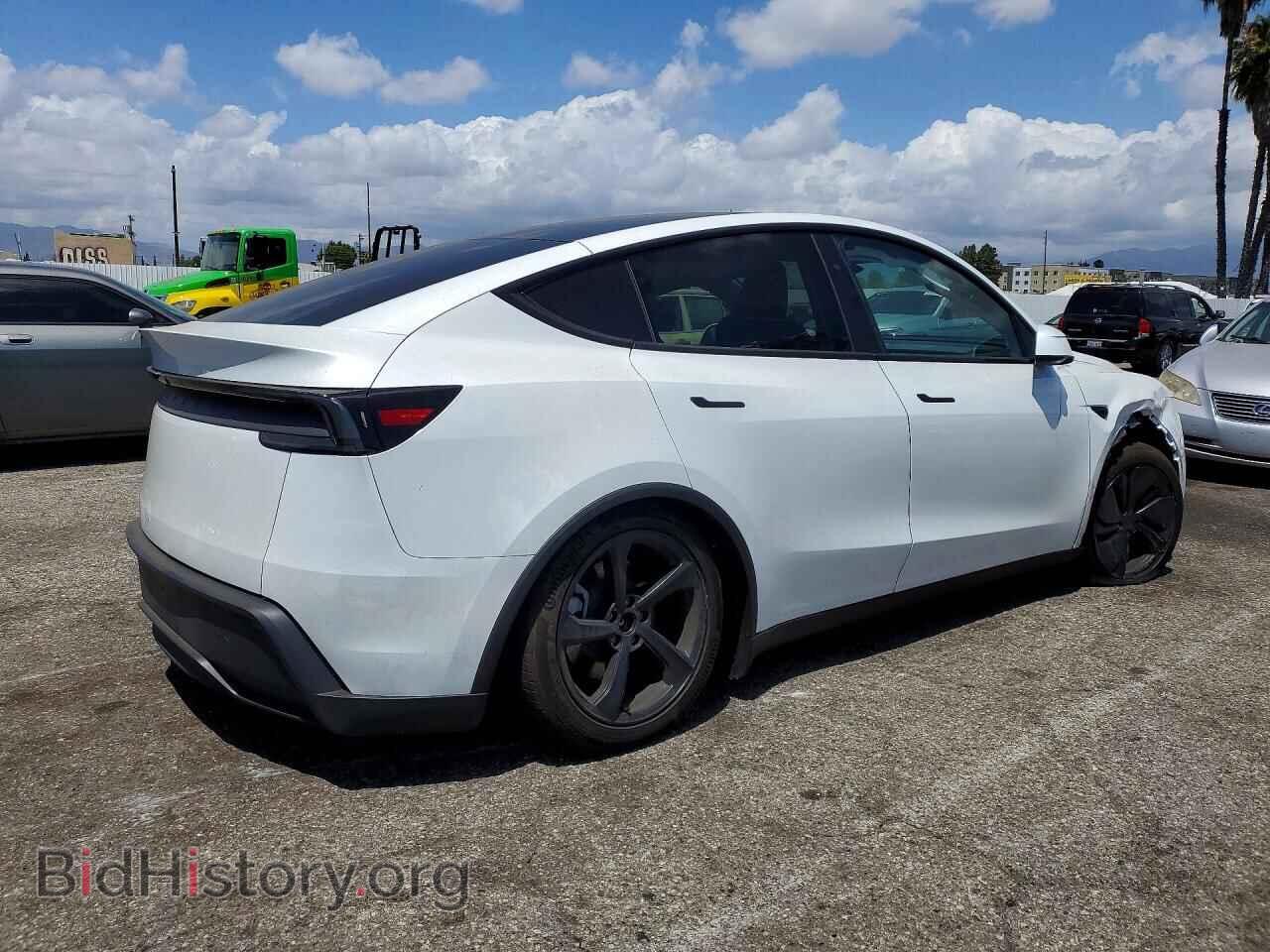 2026 TESLA MODEL Y - VIN: 7SAYGDED5TF383475 - Фото 3