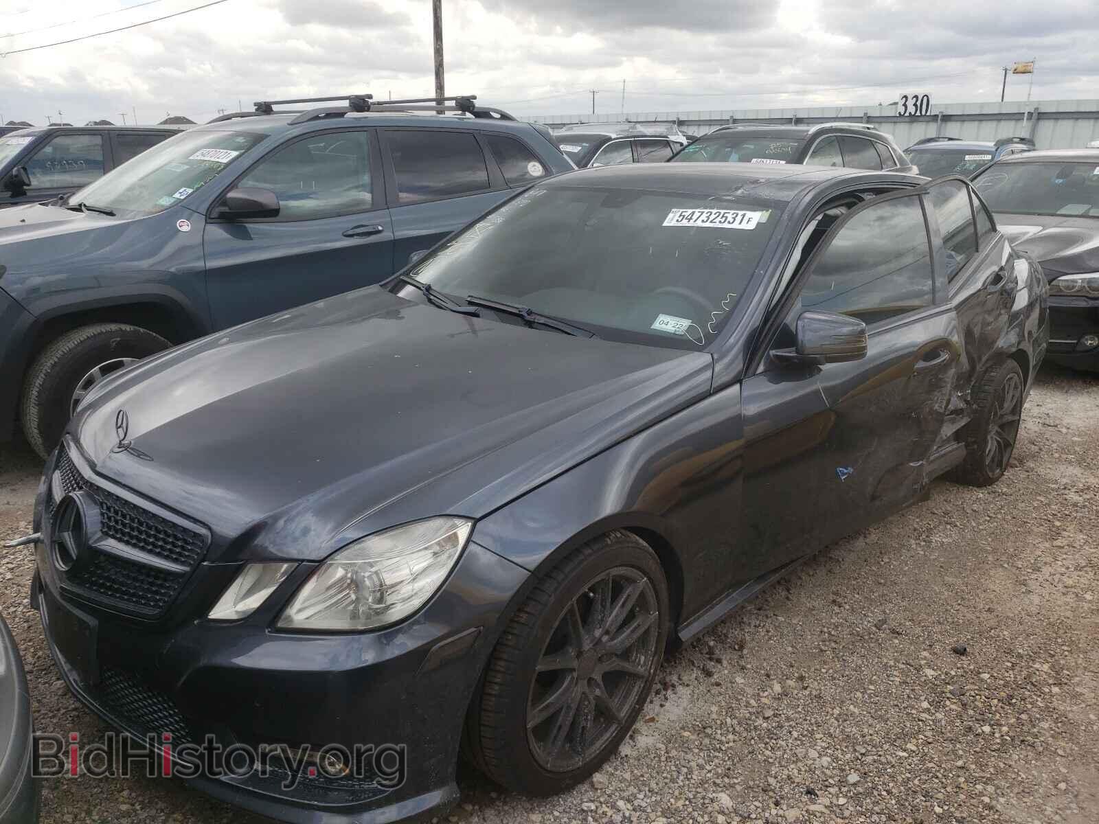 2011 MERCEDES-BENZ E-CLASS - VIN: WDDHF5GBXBA301111 - Фото 2