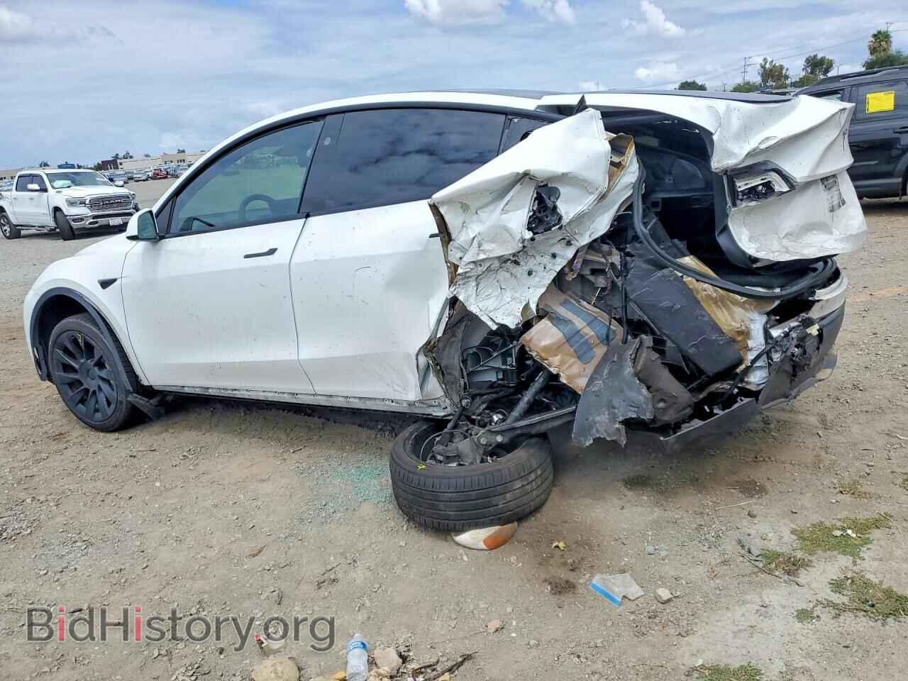 2023 TESLA MODEL Y - VIN: 7SAYGAEE0PF826371 - Photo 2