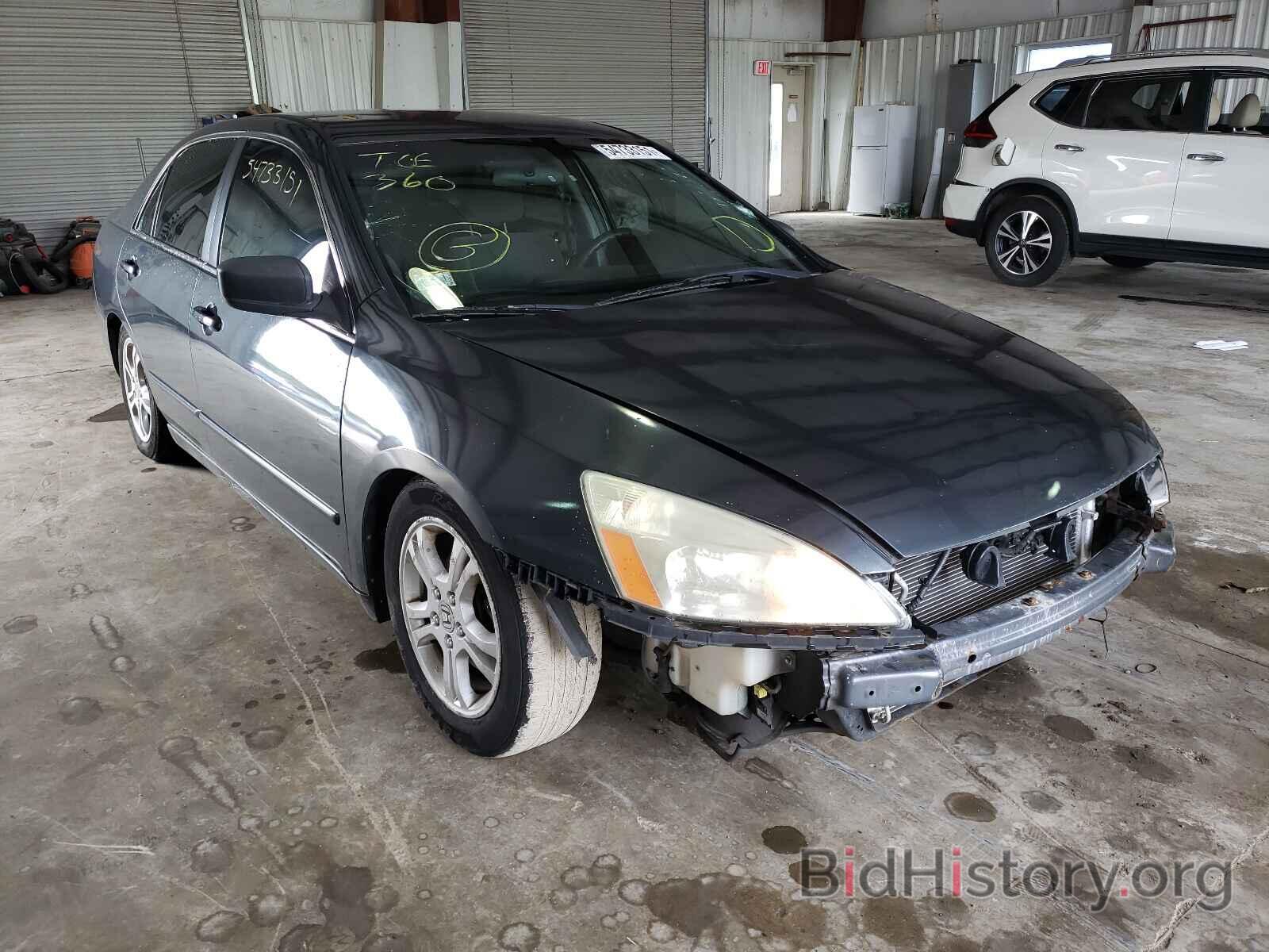 Photo 1HGCM563X6A151237 - HONDA ACCORD 2006