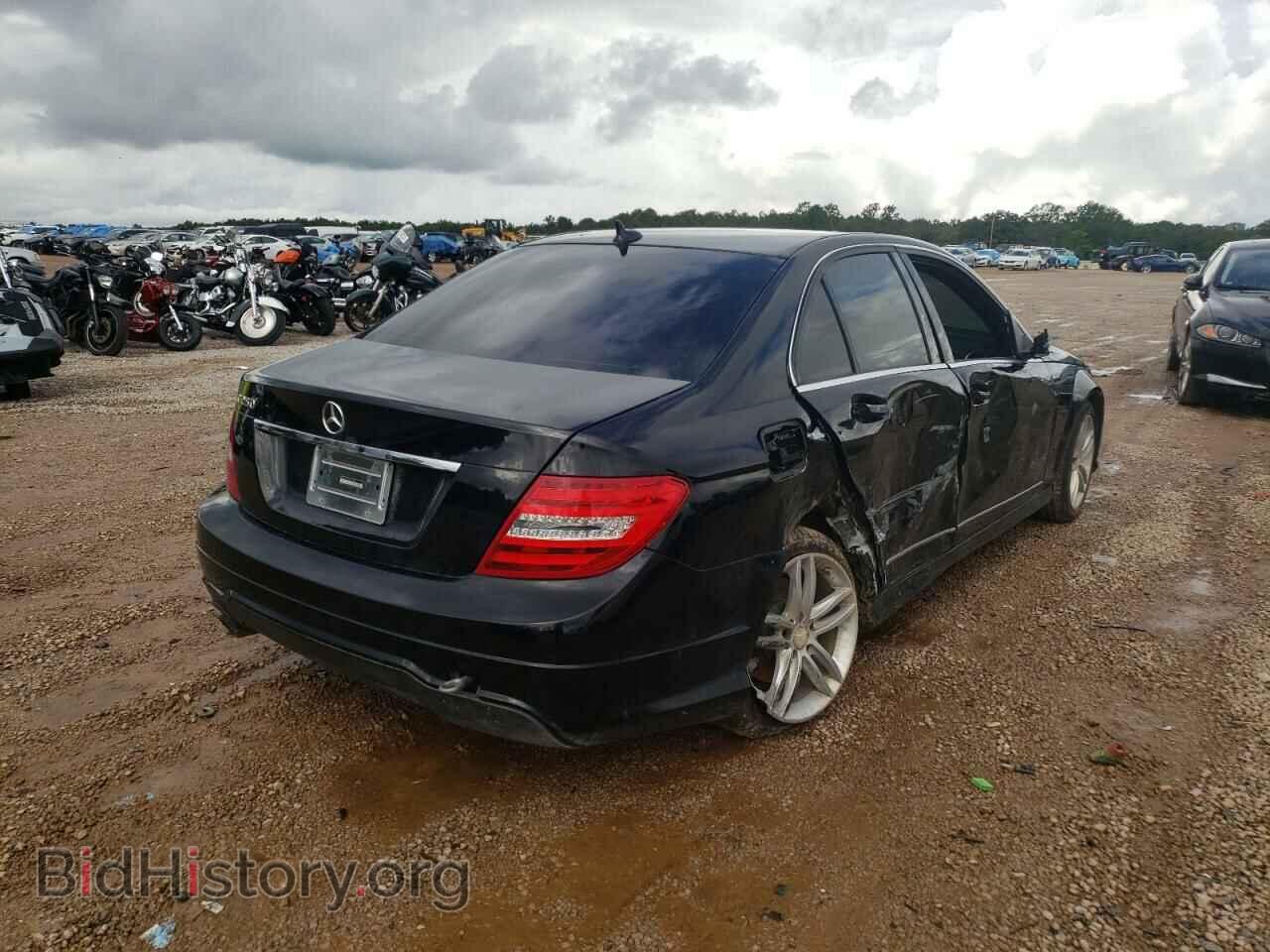 2014 MERCEDES-BENZ C-CLASS - VIN: WDDGF4HB2EA961233 - Фото 4