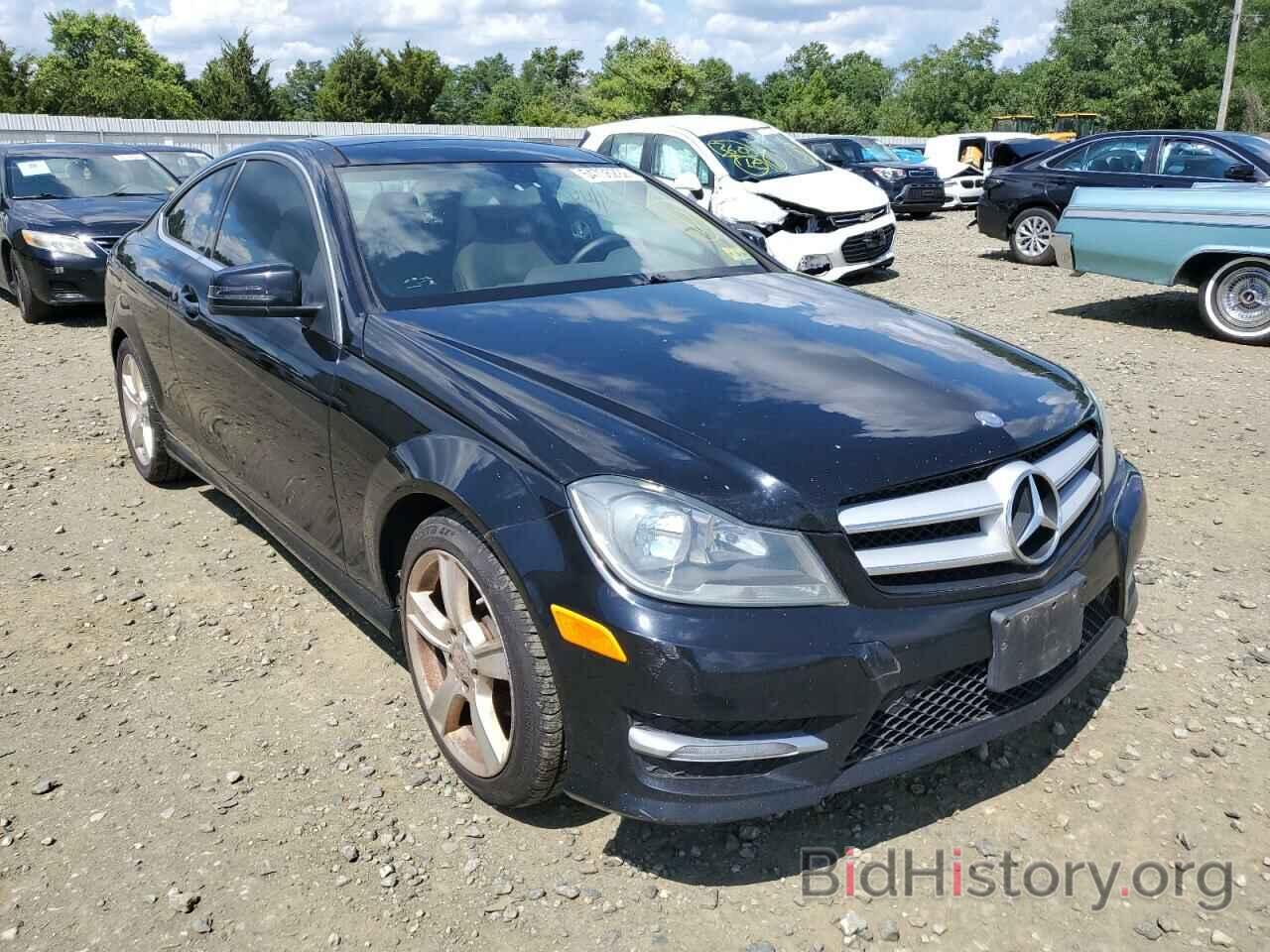 Photo WDDGJ4HB2DF984916 - MERCEDES-BENZ C-CLASS 2013