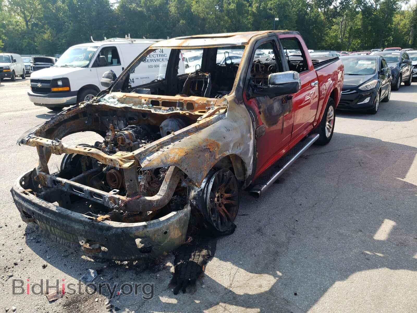 2014 RAM 1500 - VIN: 1C6RR7PT0ES107932 - Фото 2