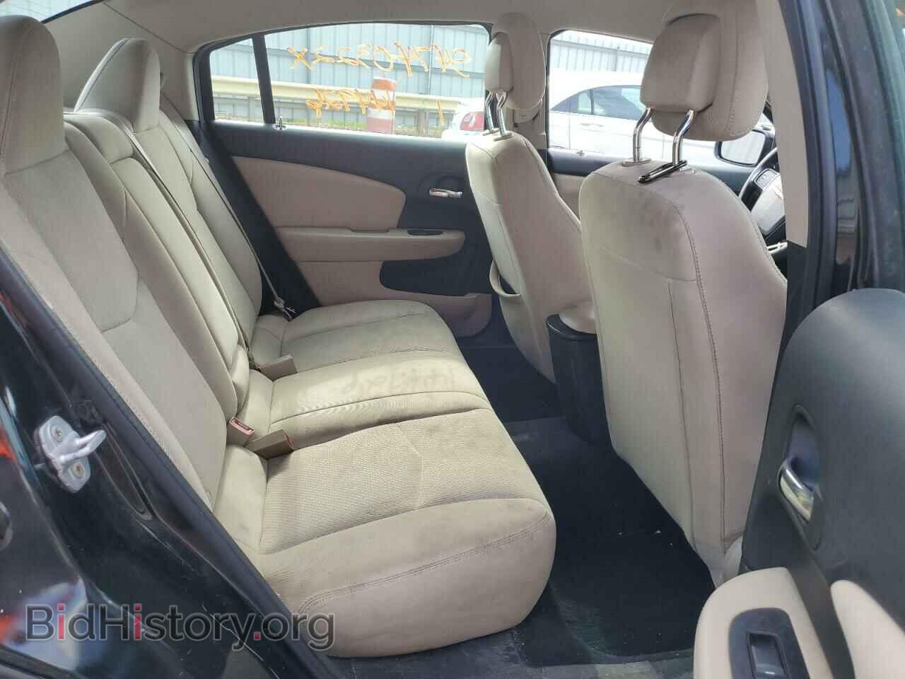 2011 CHRYSLER 200 - VIN: 1C3BC4FBXBN611129 - Фото 6