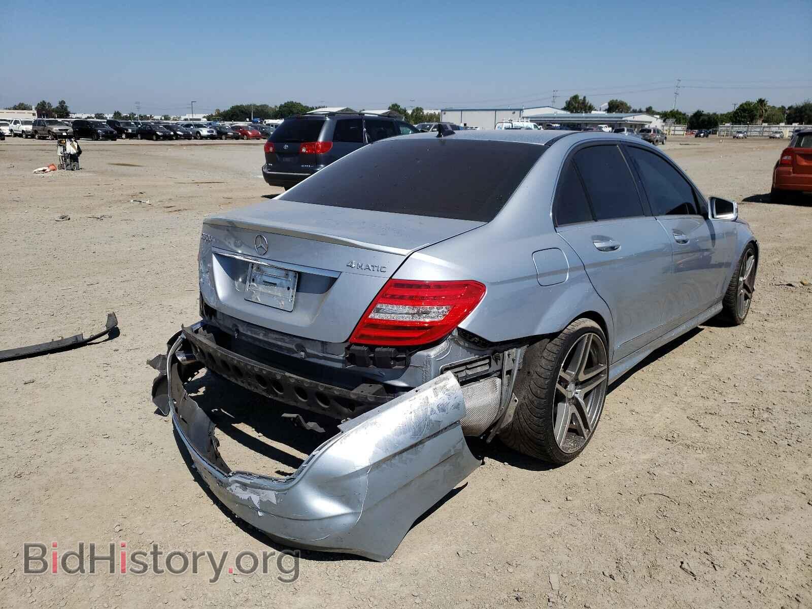 2013 MERCEDES-BENZ C-CLASS - VIN: WDDGF8AB0DR247795 - Фото 4
