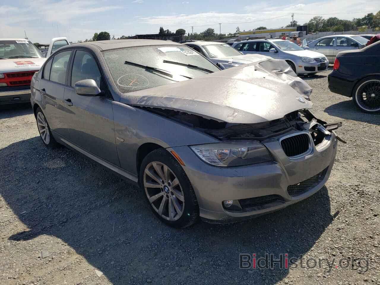 Photo WBAPH5C5XBA444539 - BMW 3 SERIES 2011