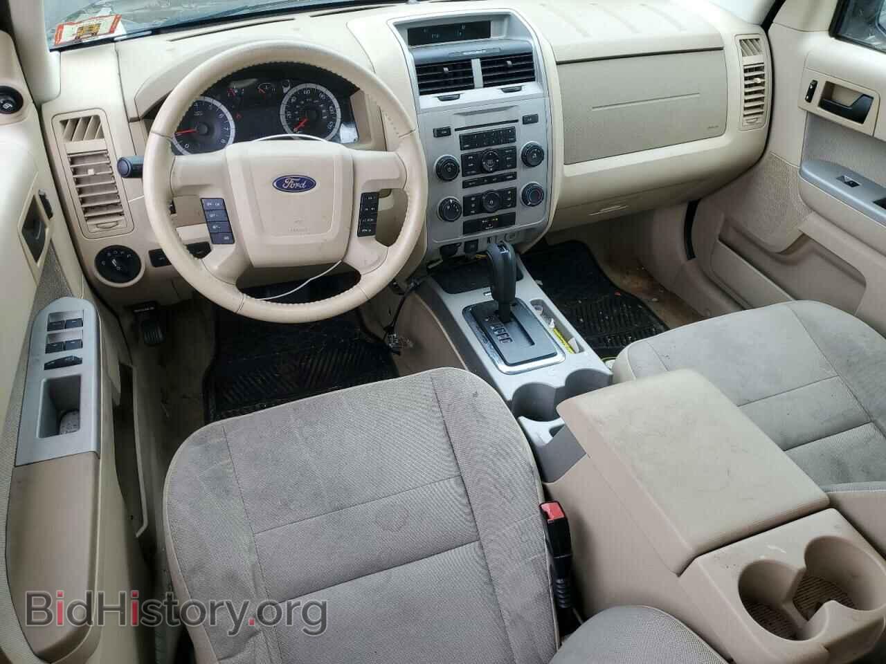 2011 FORD ESCAPE - VIN: 1FMCU0D77BKA75631 - Фото 8