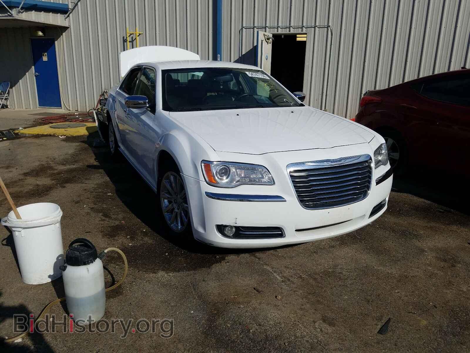 Фотография 2C3CCAET6DH674107 - CHRYSLER 300 2013