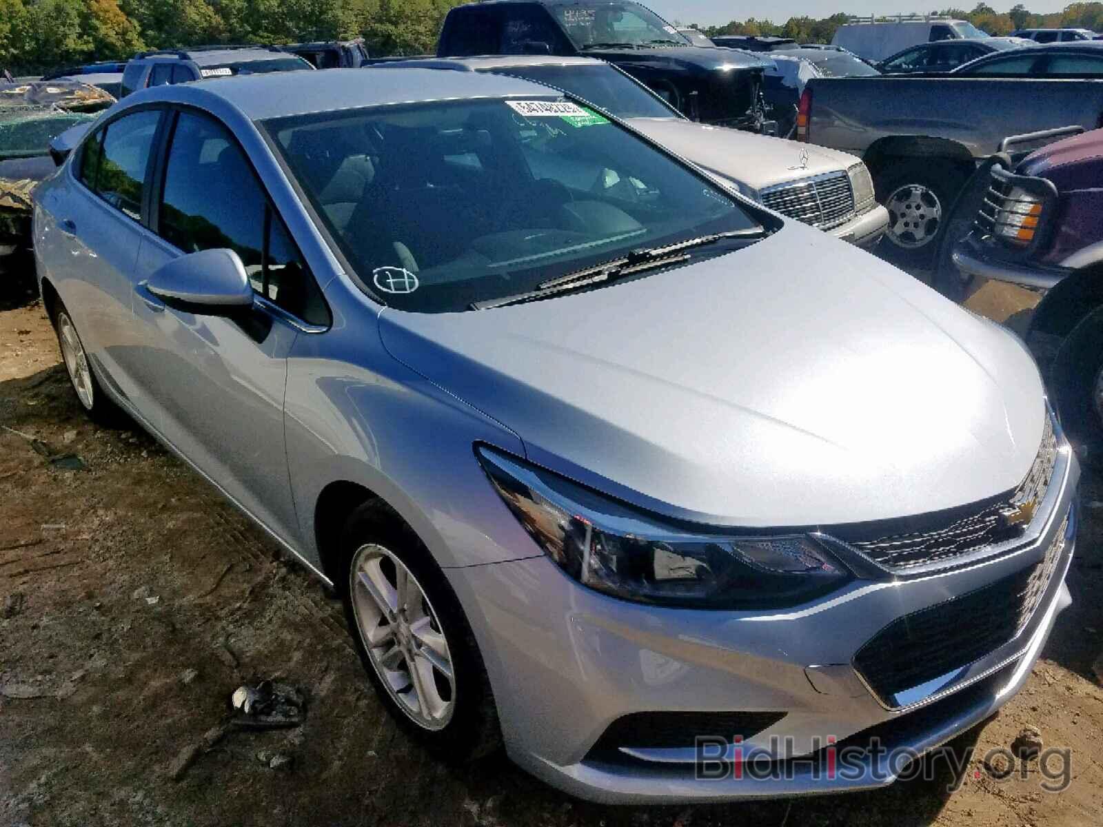 Photo 1G1BE5SM5J7165373 - CHEVROLET CRUZE 2018