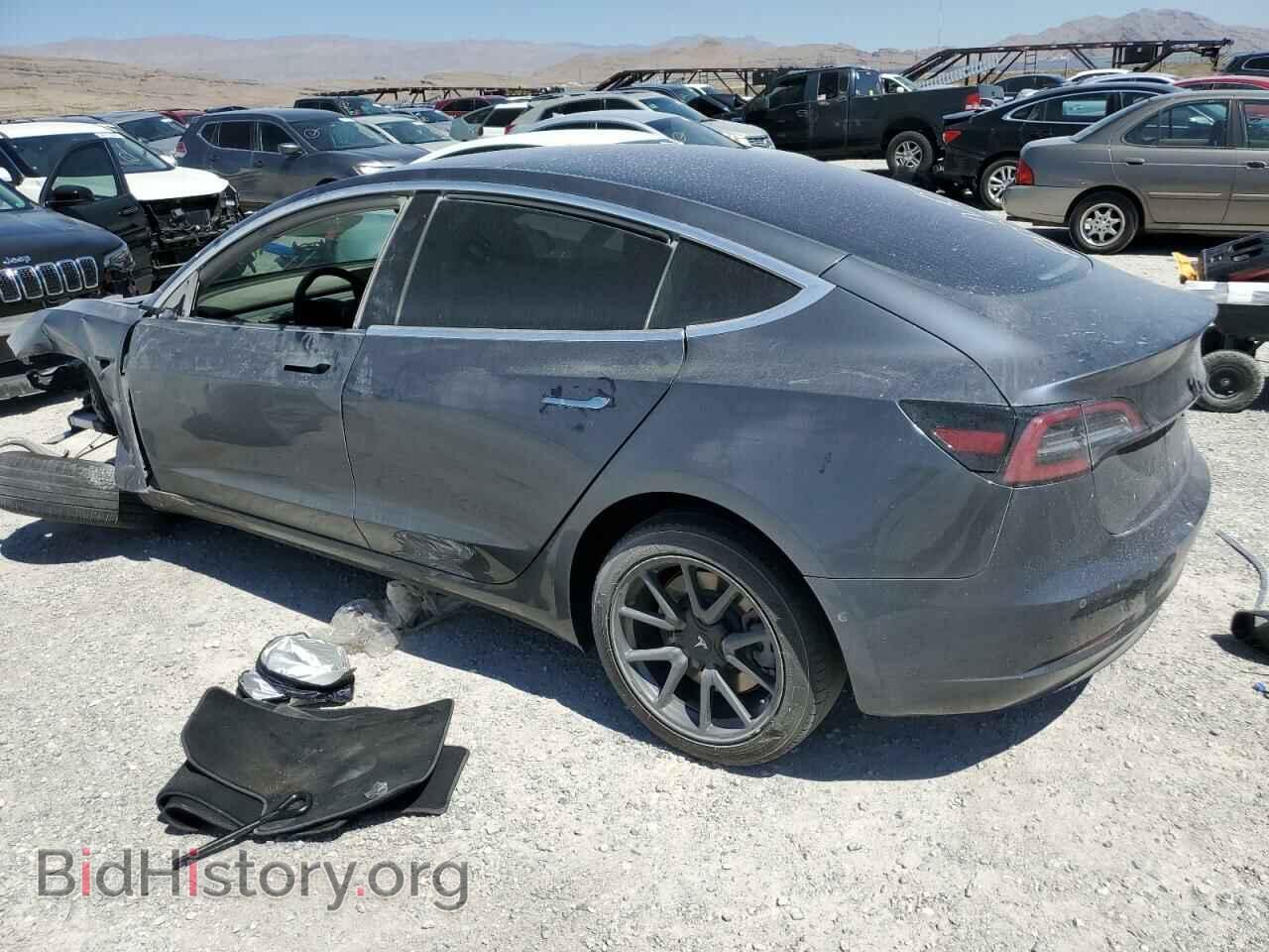 2018 TESLA MODEL 3 - VIN: 5YJ3E1EAXJF037548 - Фото 2