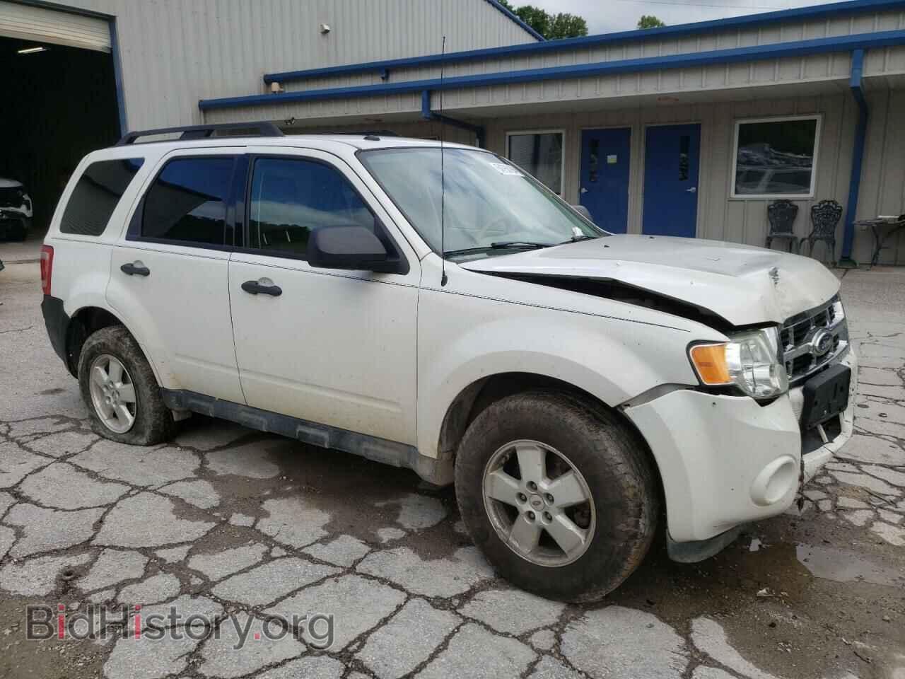 2011 FORD ESCAPE - VIN: 1FMCU0D76BKB21210 - Фото 4