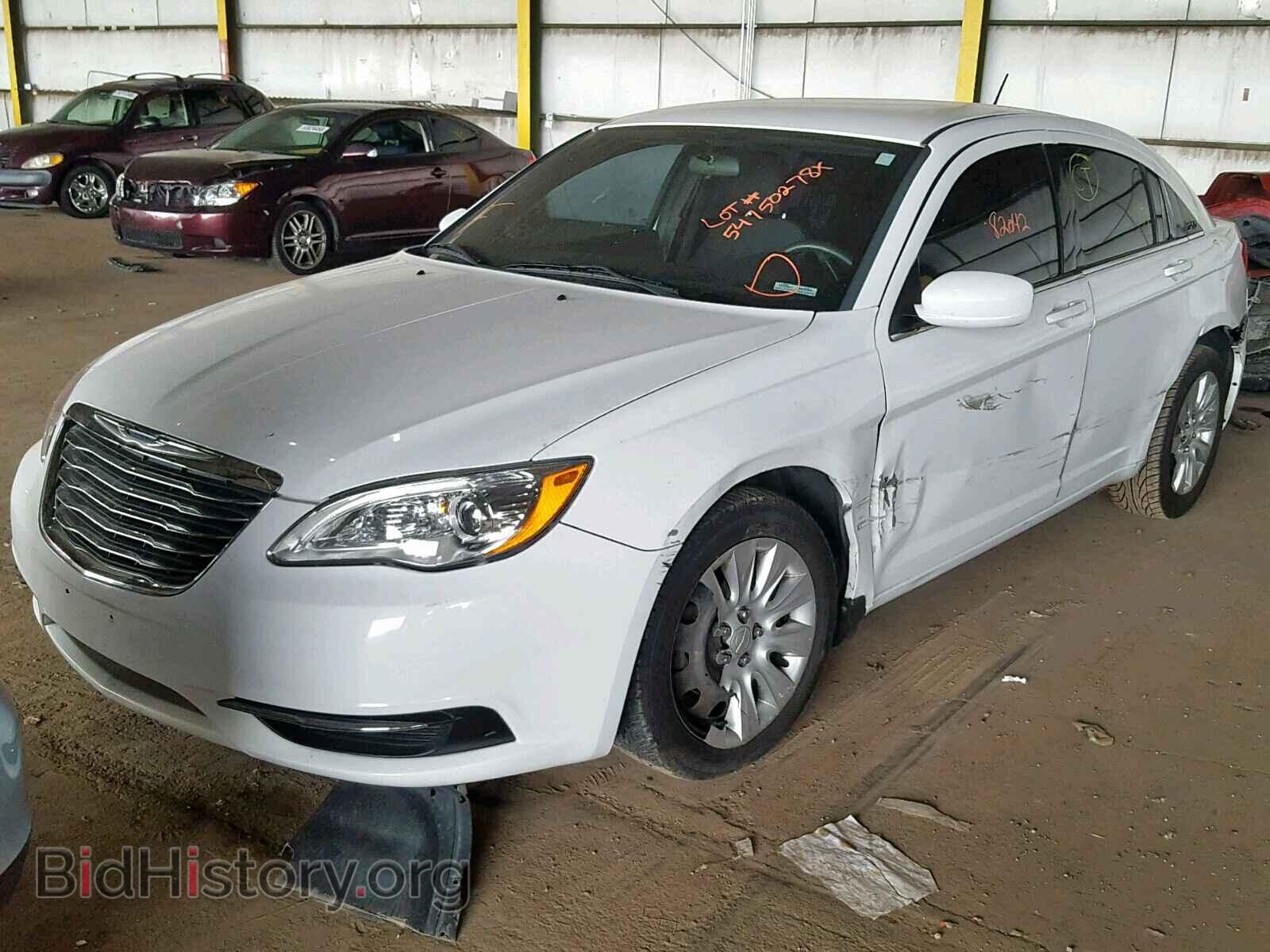 2013 CHRYSLER 200 - VIN: 1C3CCBAB9DN648322 - Фото 2