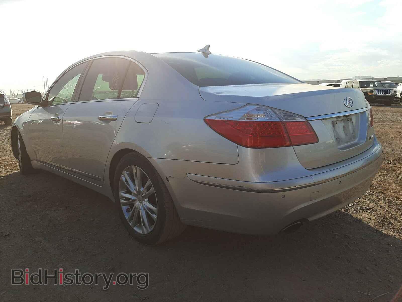 2009 HYUNDAI GENESIS - VIN: KMHGC46F99U059011 - Фото 3