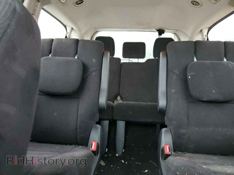 2011 Dodge CARAVAN (VIN 2D4RN4DG8BR685643) — photo 10 of 13