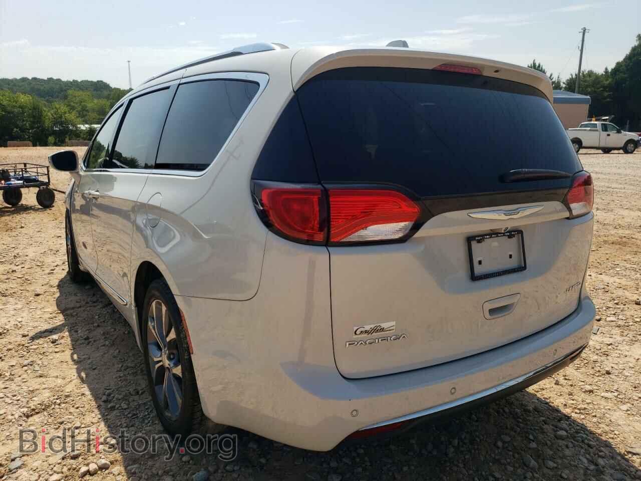 2017 CHRYSLER PACIFICA - VIN: 2C4RC1GG8HR634598 - Фото 3