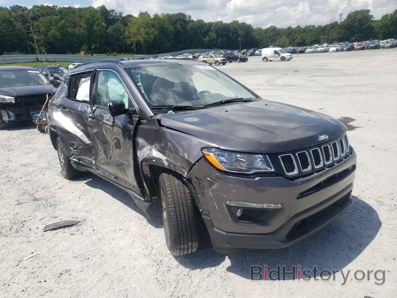 Photo 3C4NJDBB2LT251957 - JEEP COMPASS 2020