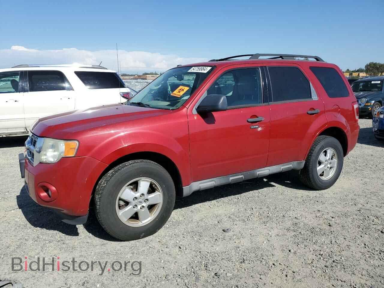 Photo 1FMCU0DG1AKB96475 - FORD ESCAPE 2010