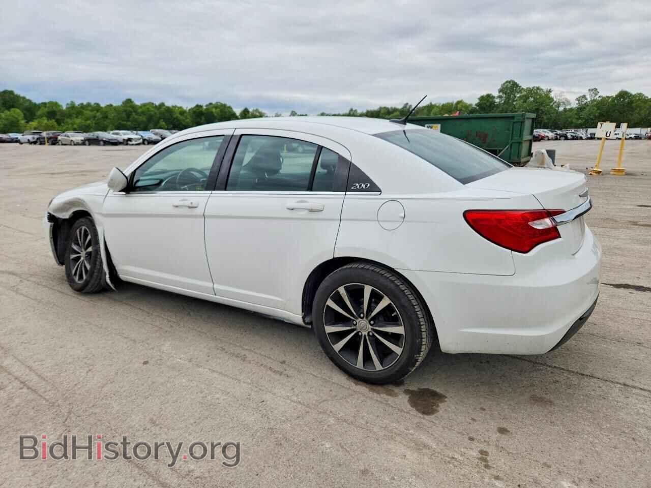 2013 CHRYSLER 200 - VIN: 1C3CCBBB9DN583857 - Фото 2