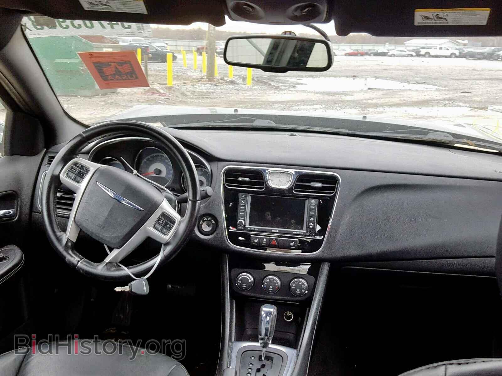 2011 CHRYSLER 200 - VIN: 1C3BC2FG5BN607425 - Фото 9