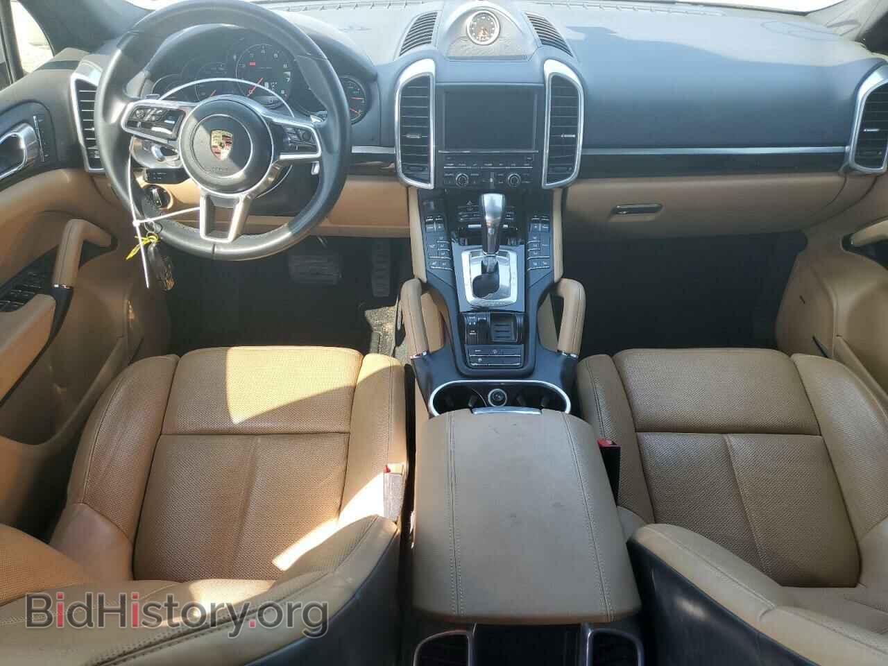 2016 PORSCHE CAYENNE - VIN: WP1AA2A27GLA10688 - Photo 8