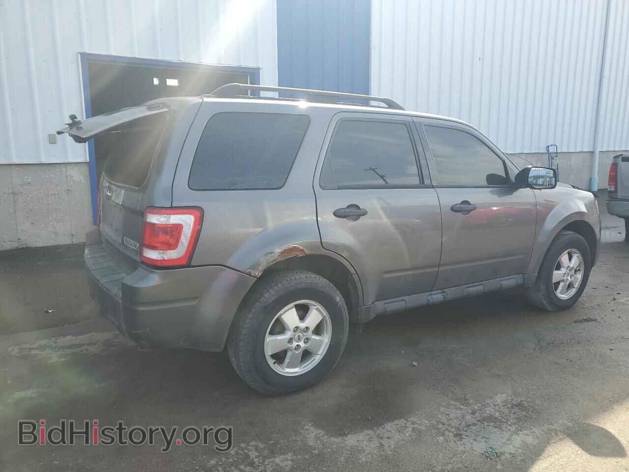 2011 FORD ESCAPE - VIN: 1FMCU0D73BKA17287 - Фото 3