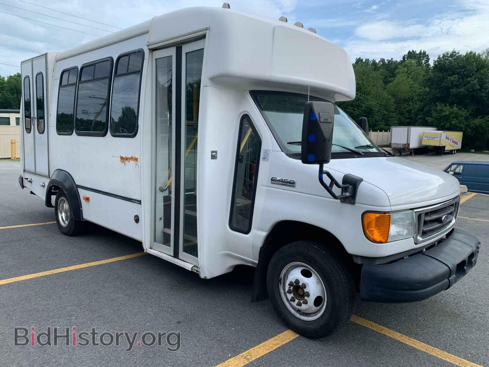 2006 FORD ECONOLINE - VIN: 1FDXE45S76DB15791 - Фото 2