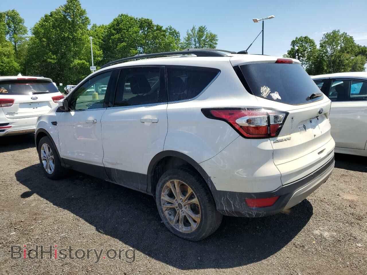 2017 FORD ESCAPE - VIN: 1FMCU9GD5HUB45582 - Фото 2