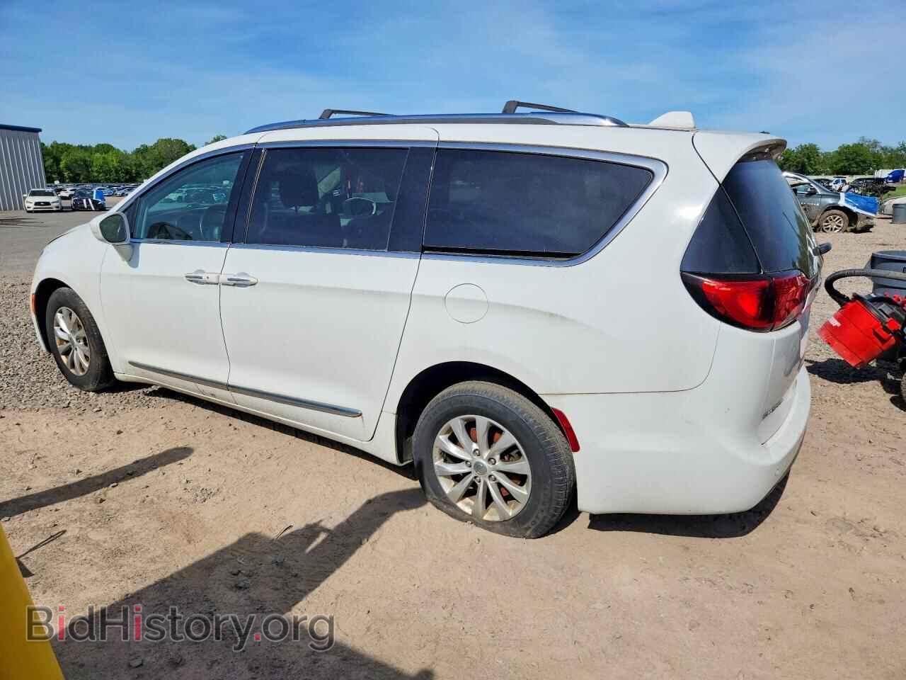 2018 CHRYSLER PACIFICA - VIN: 2C4RC1BG5JR119765 - Photo 2