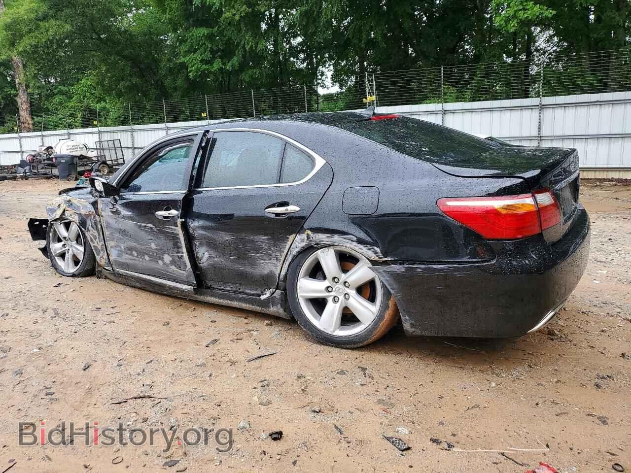2012 LEXUS LS460 - VIN: JTHBL5EFXC5110537 - Photo 2