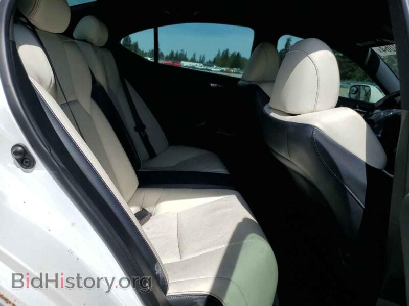 2010 Lexus IS (VIN JTHBP5C23A5007025) — фото 10 из 12