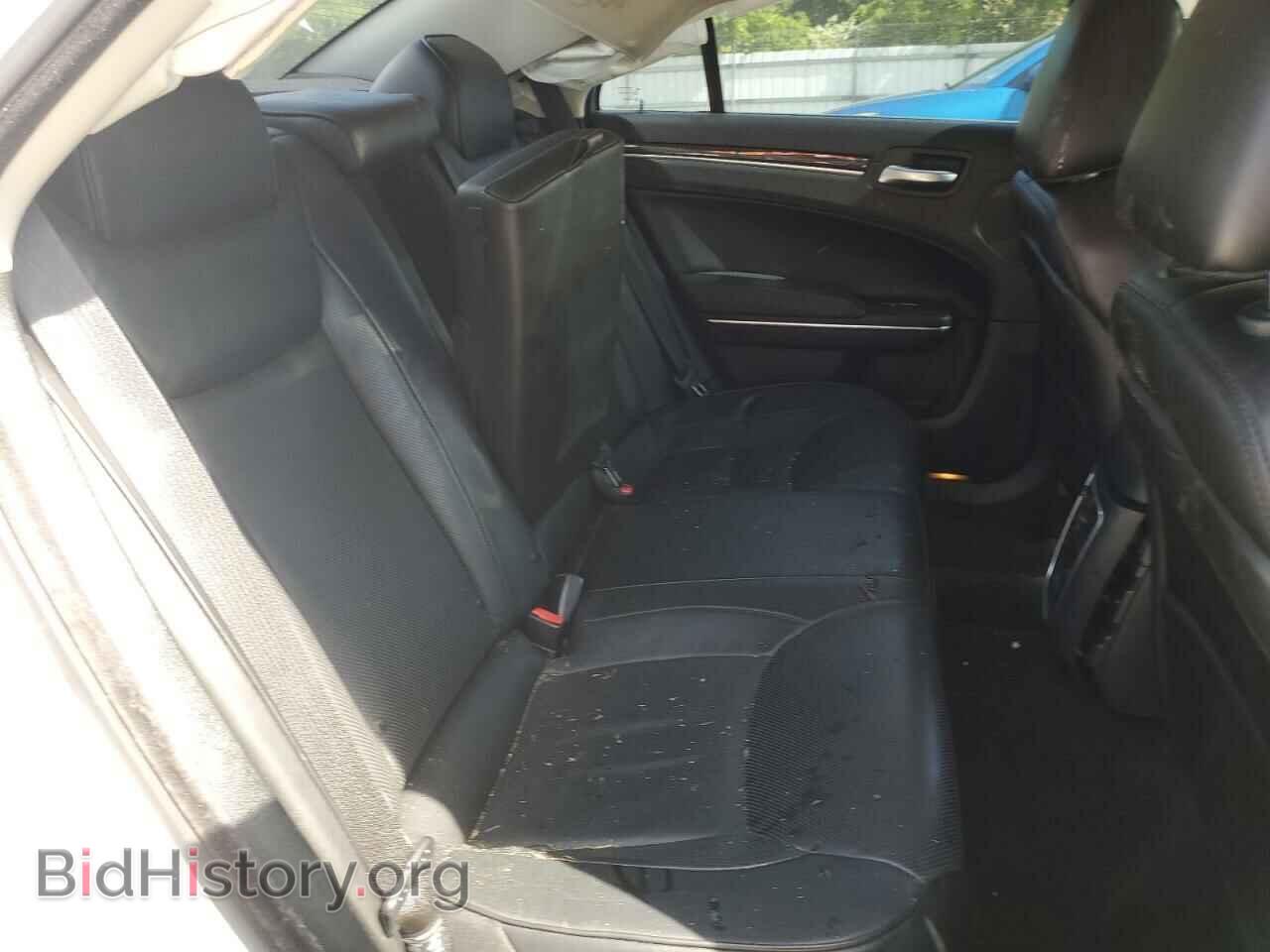 2017 CHRYSLER 300 - VIN: 2C3CCAET3HH668111 - Фото 10