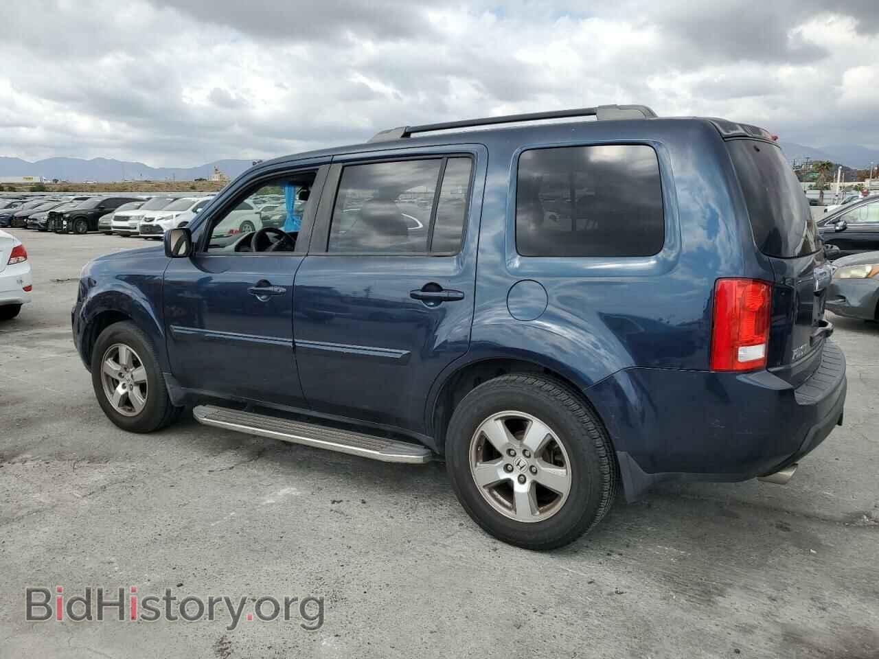 2011 HONDA PILOT - VIN: 5FNYF4H48BB011901 - Фото 2