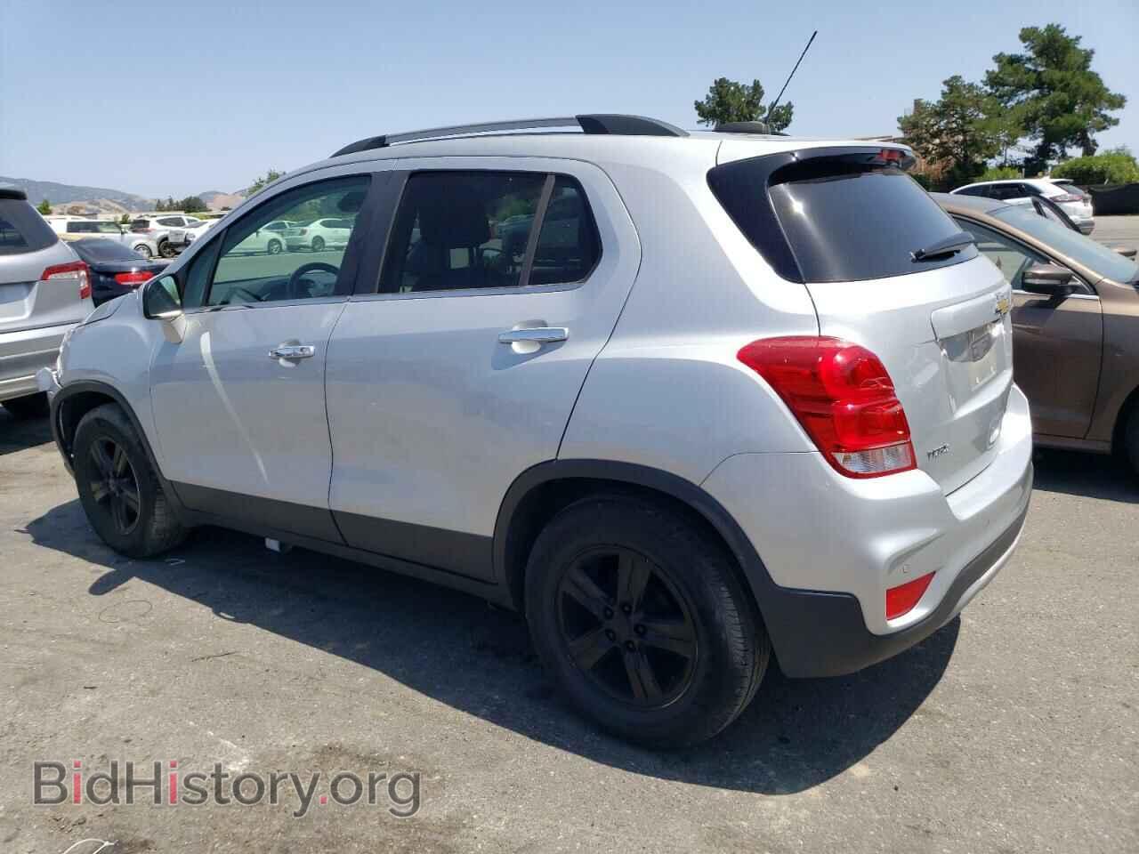 2019 CHEVROLET TRAX - VIN: 3GNCJLSB6KL319670 - Фото 2