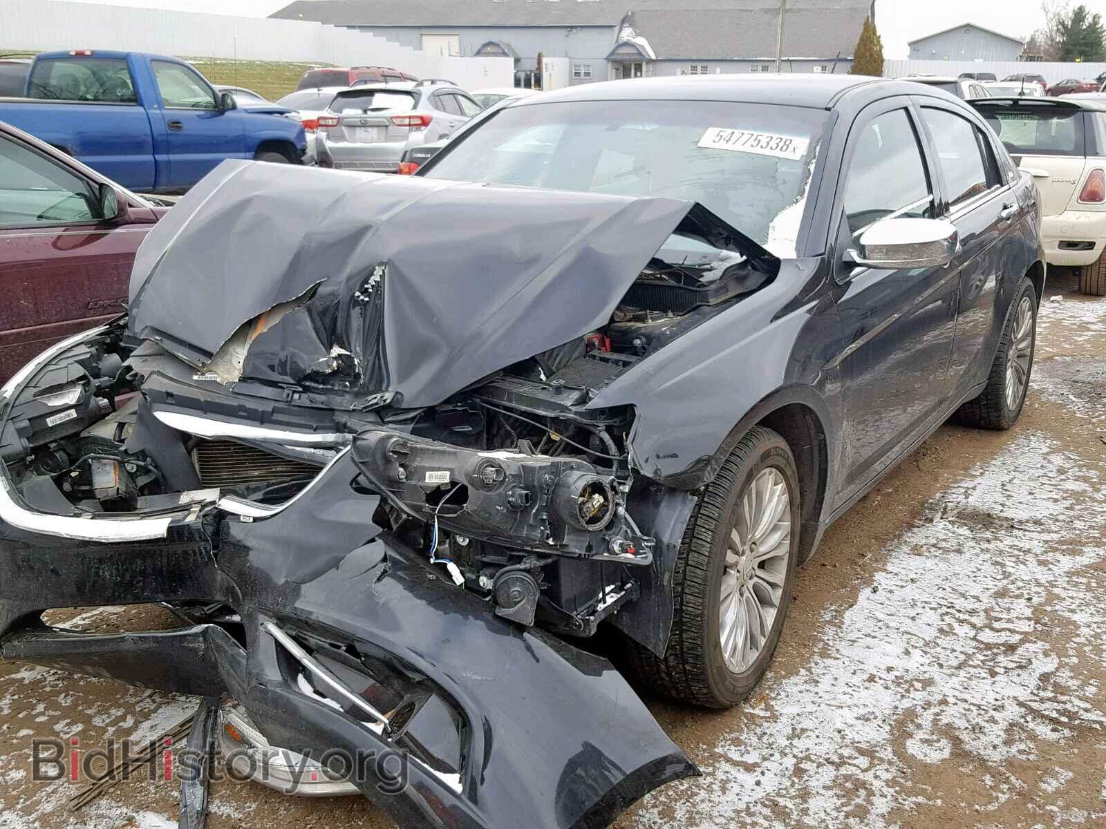 2012 CHRYSLER 200 - VIN: 1C3CCBCB2CN302348 - Photo 2