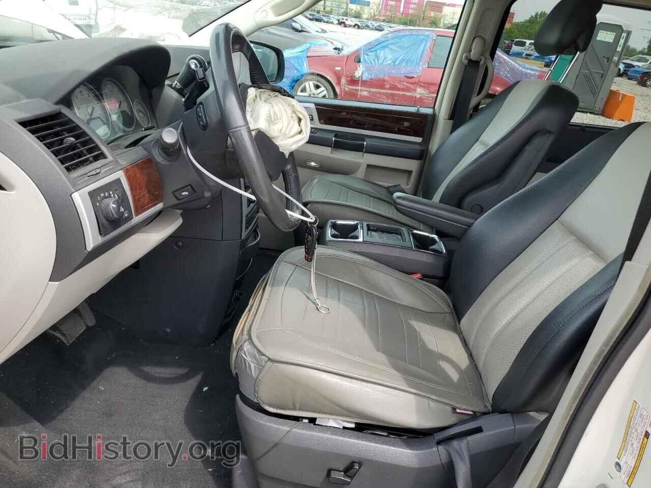 2010 CHRYSLER MINIVAN - VIN: 2A4RR8DX4AR366709 - Фото 7