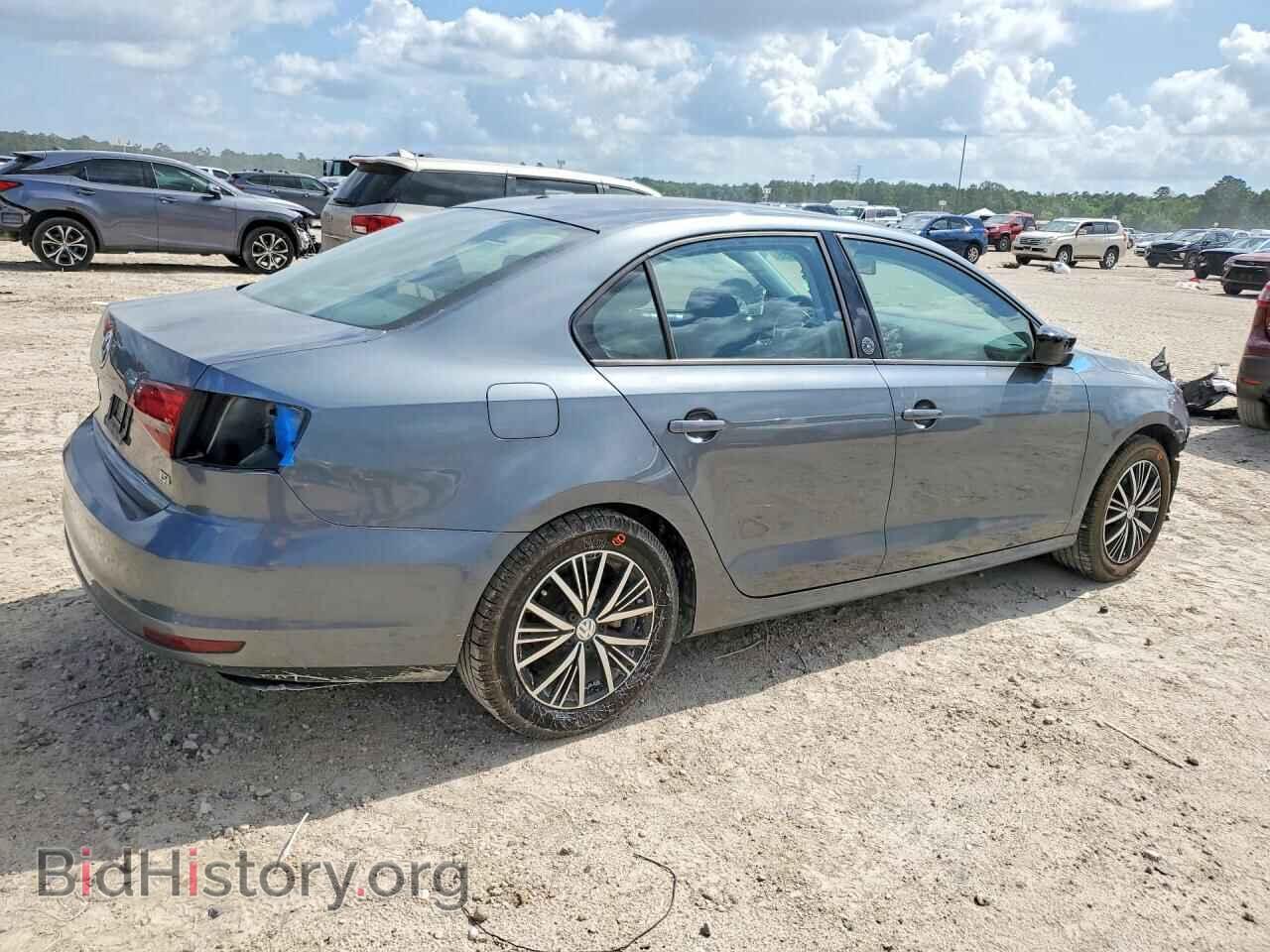2018 VOLKSWAGEN JETTA - VIN: 3VWDB7AJ2JM235765 - Фото 3