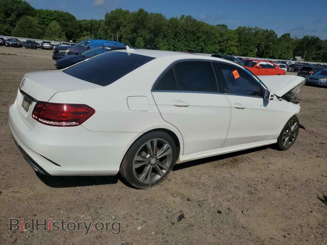 2014 MERCEDES-BENZ E-CLASS - VIN: WDDHF5KB8EA977634 - Фото 3