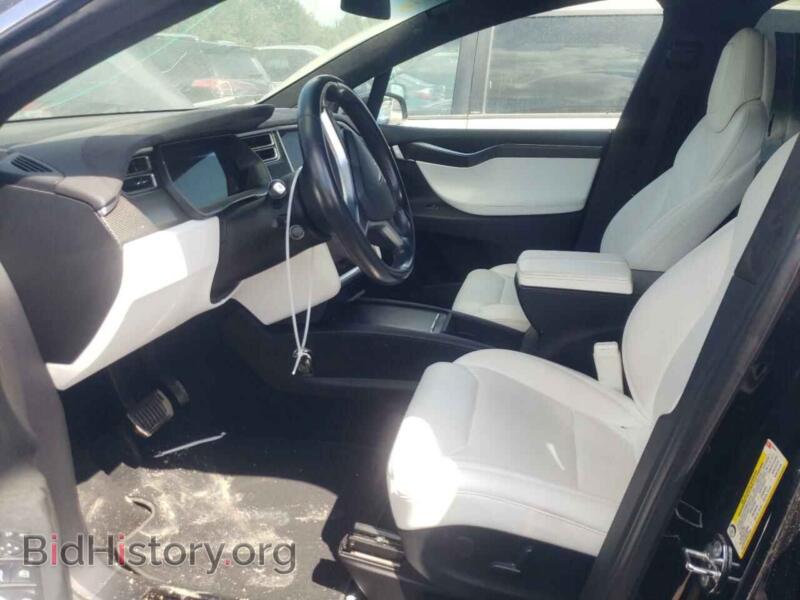 2017 Tesla MODEL X (VIN 5YJXCDE28HF053761) — photo 7 of 13