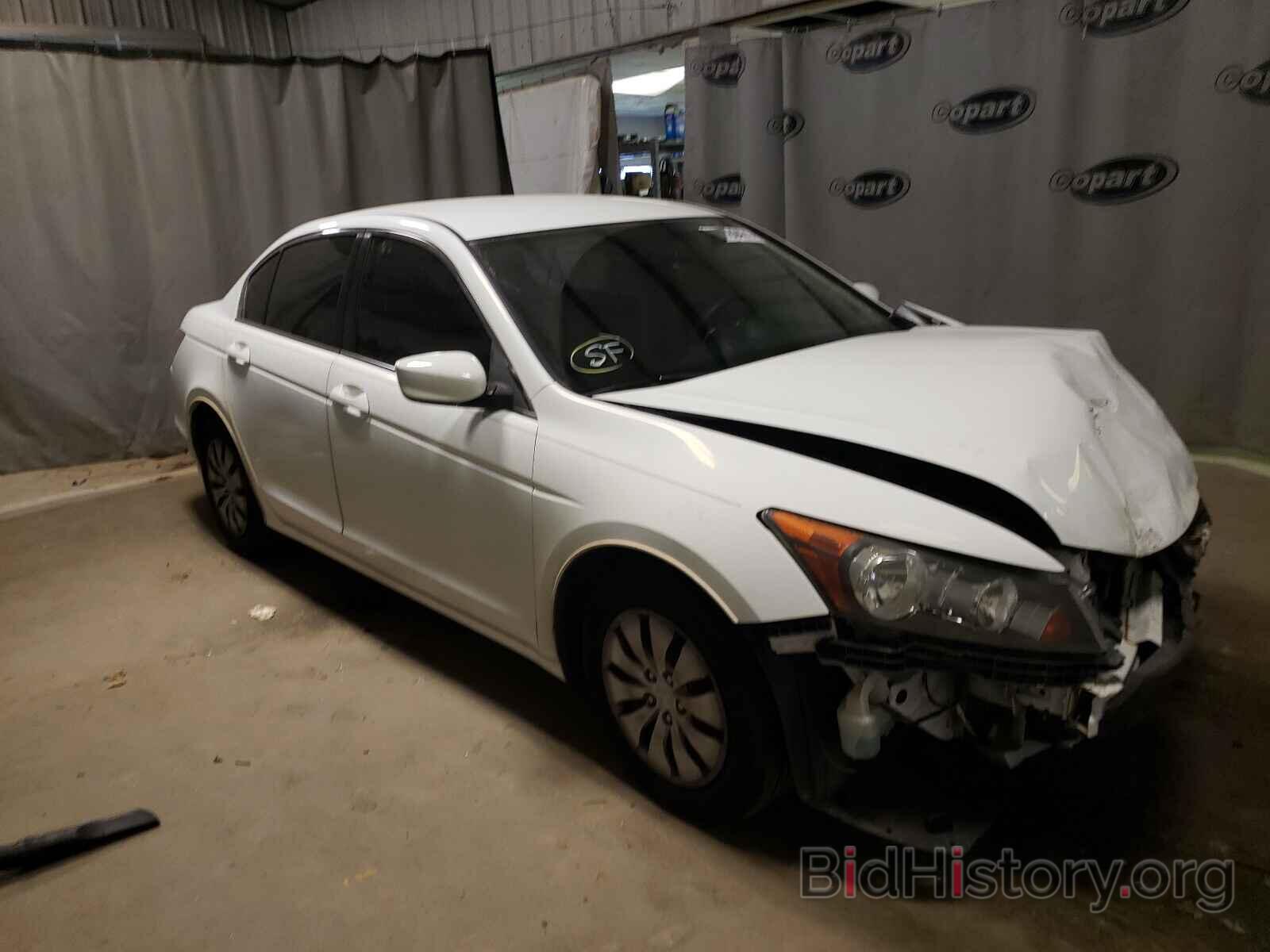 Photo 1HGCP2F36BA139988 - HONDA ACCORD 2011