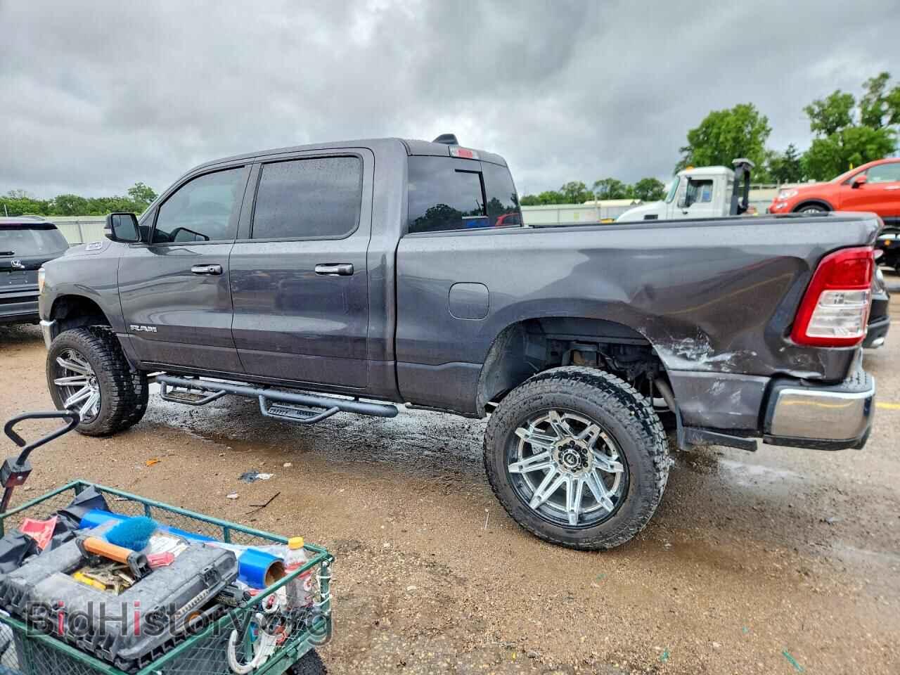 2019 RAM 1500 - VIN: 1C6SRFMT6KN667948 - Photo 2