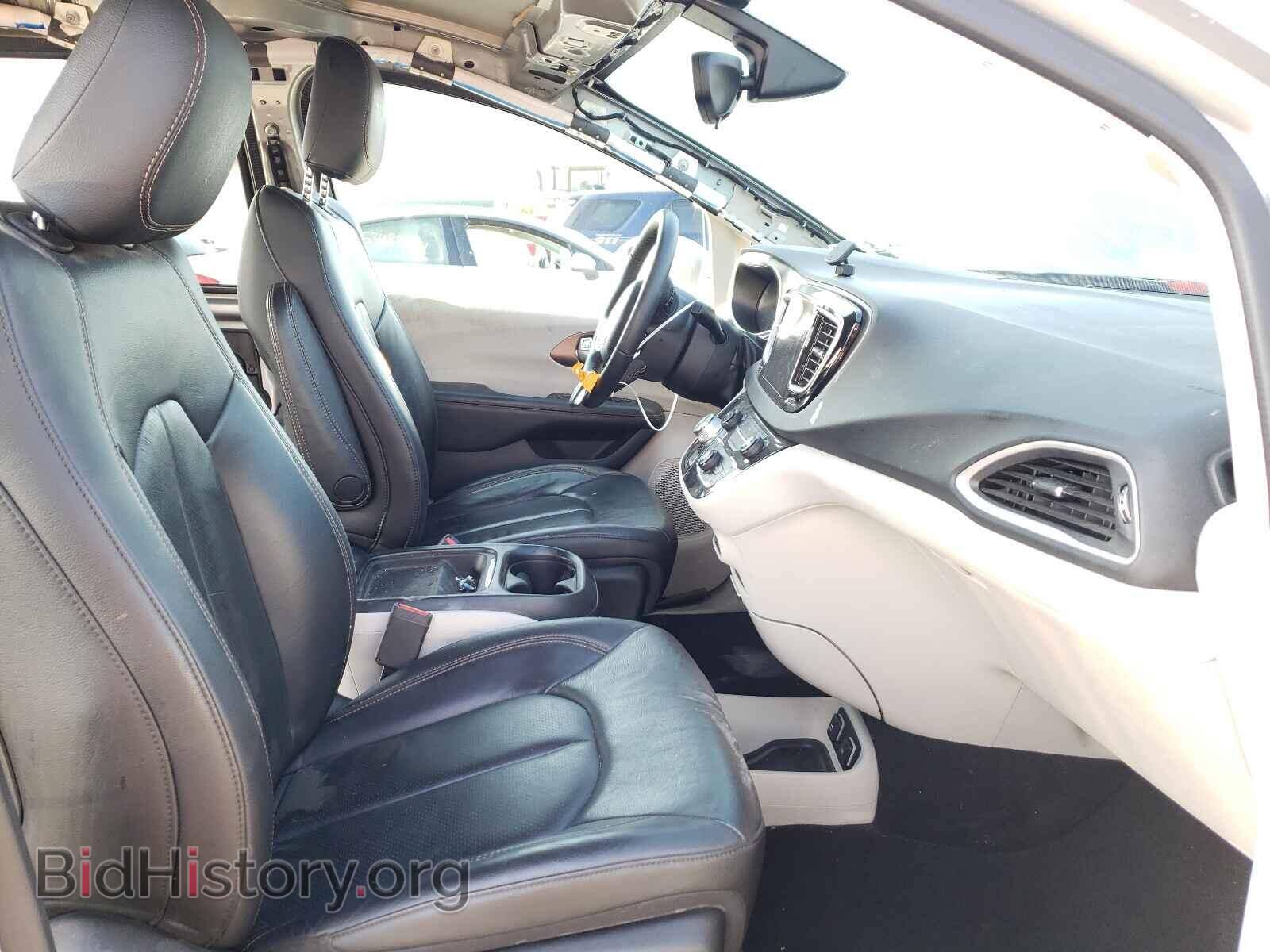 2018 CHRYSLER PACIFICA - VIN: 2C4RC1BG9JR217391 - Фото 5