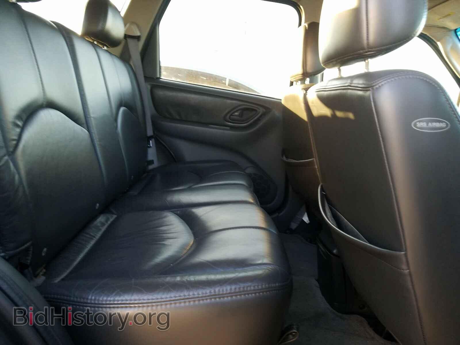 2004 MAZDA TRIBUTE - VIN: 4F2CZ06124KM05855 - Фото 6