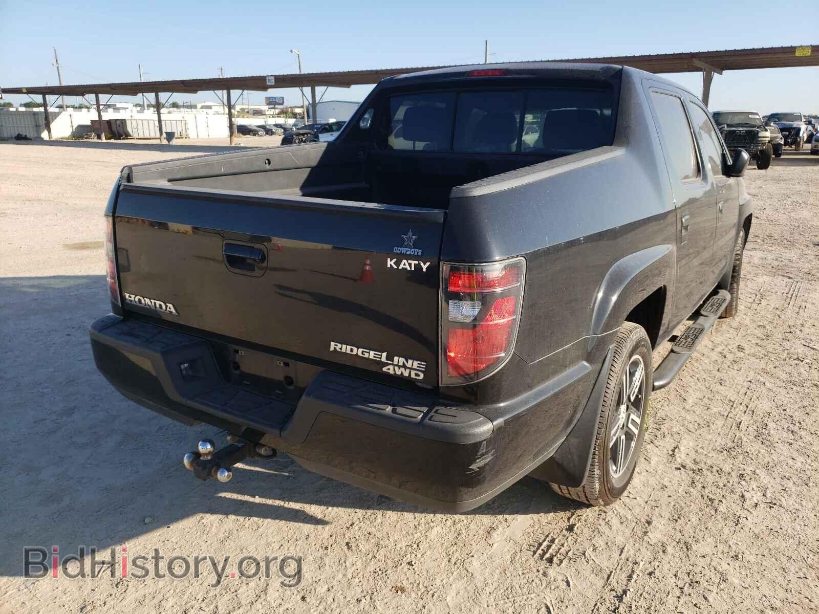 2013 HONDA RIDGELINE - VIN: 5FPYK1F79DB013853 - Фото 4