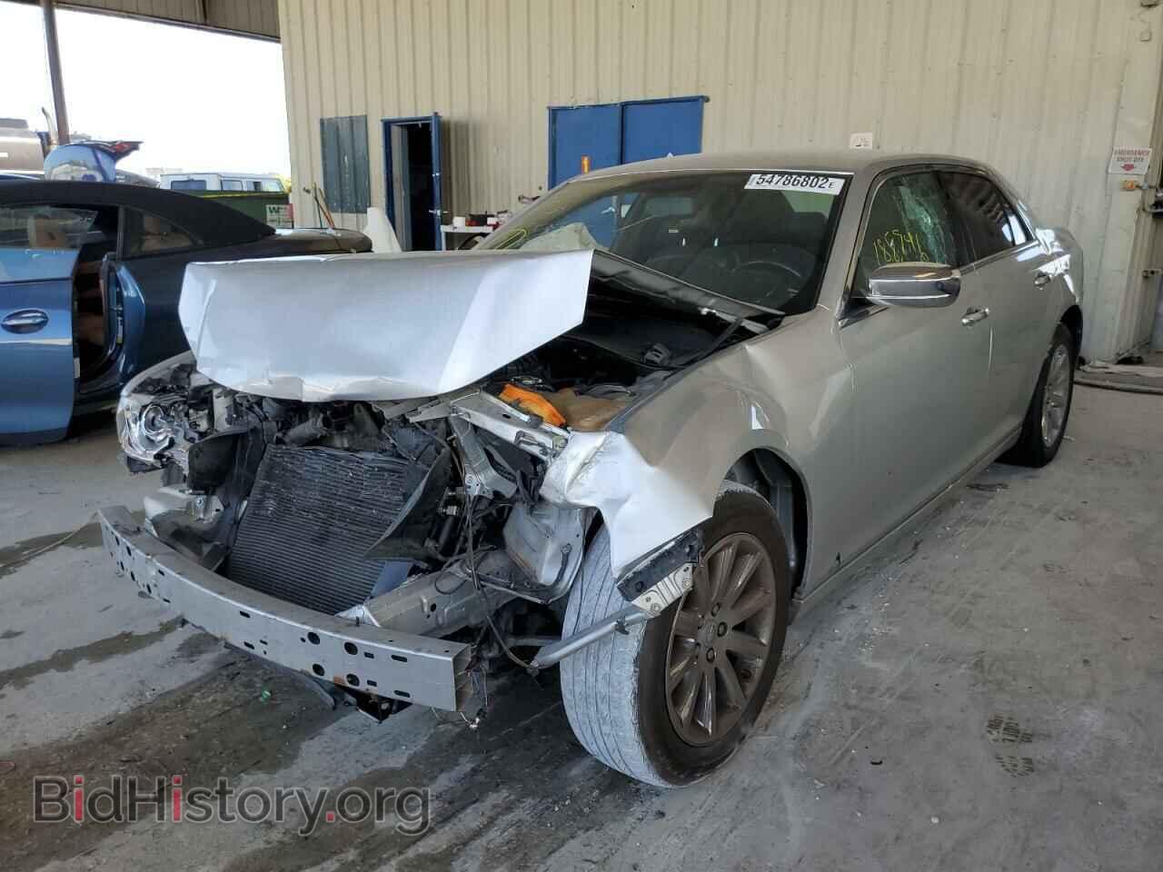 2012 CHRYSLER 300 - VIN: 2C3CCACG8CH204083 - Фото 2