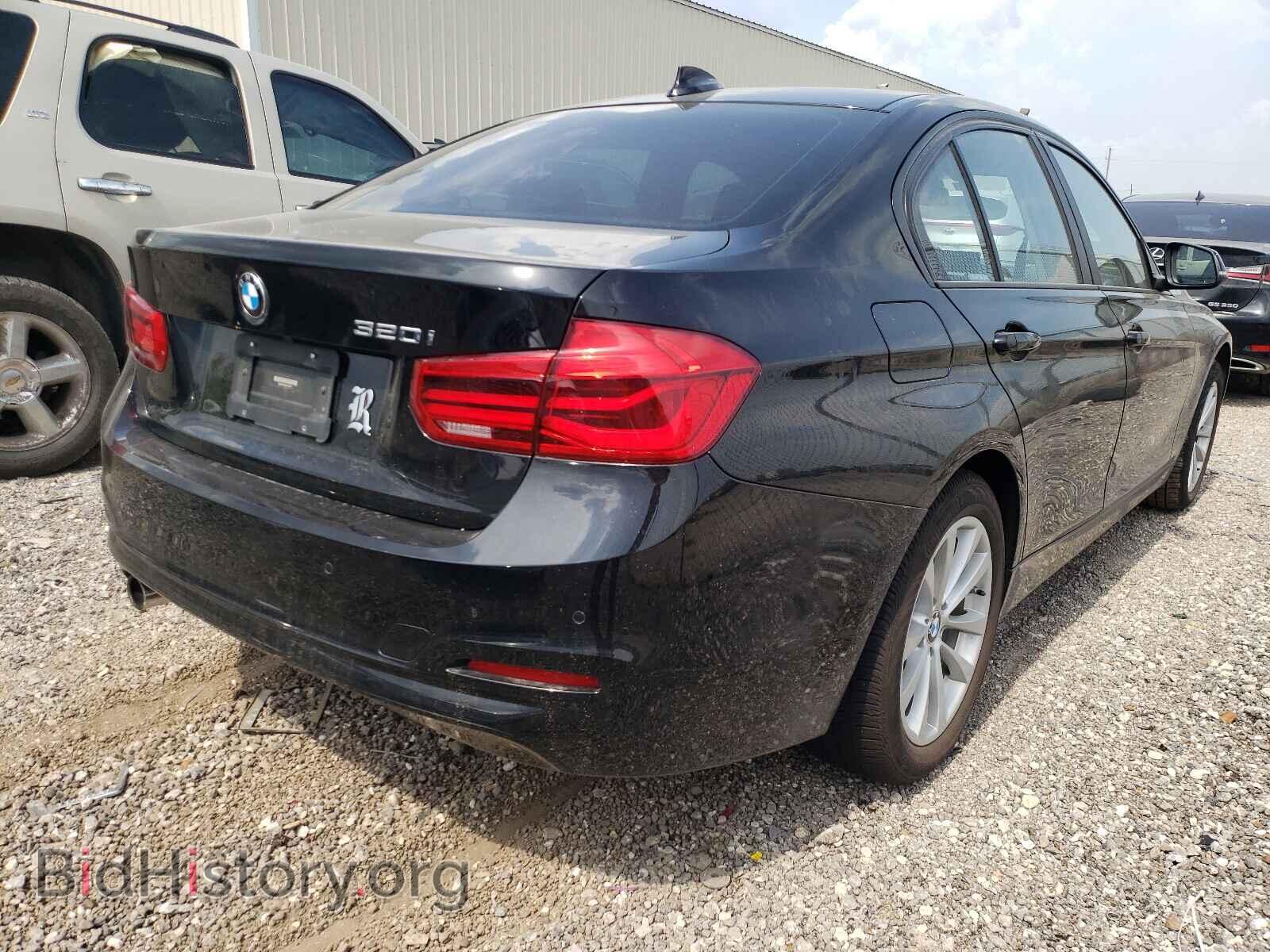 2016 BMW 3 SERIES - VIN: WBA8A9C53GK618355 - Фото 4